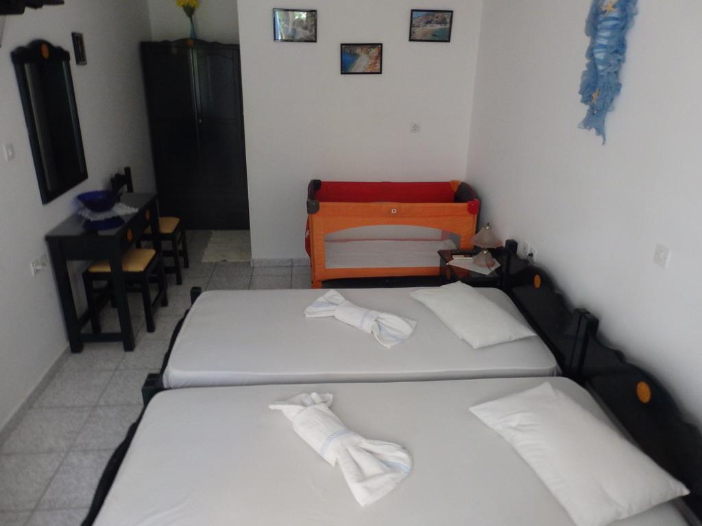 Anna Zisimos Hotel Adamantas  Ngoại thất bức ảnh