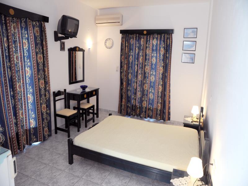 Anna Zisimos Hotel Adamantas  Ngoại thất bức ảnh