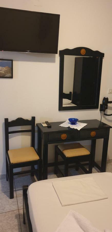 Anna Zisimos Hotel Adamantas  Ngoại thất bức ảnh